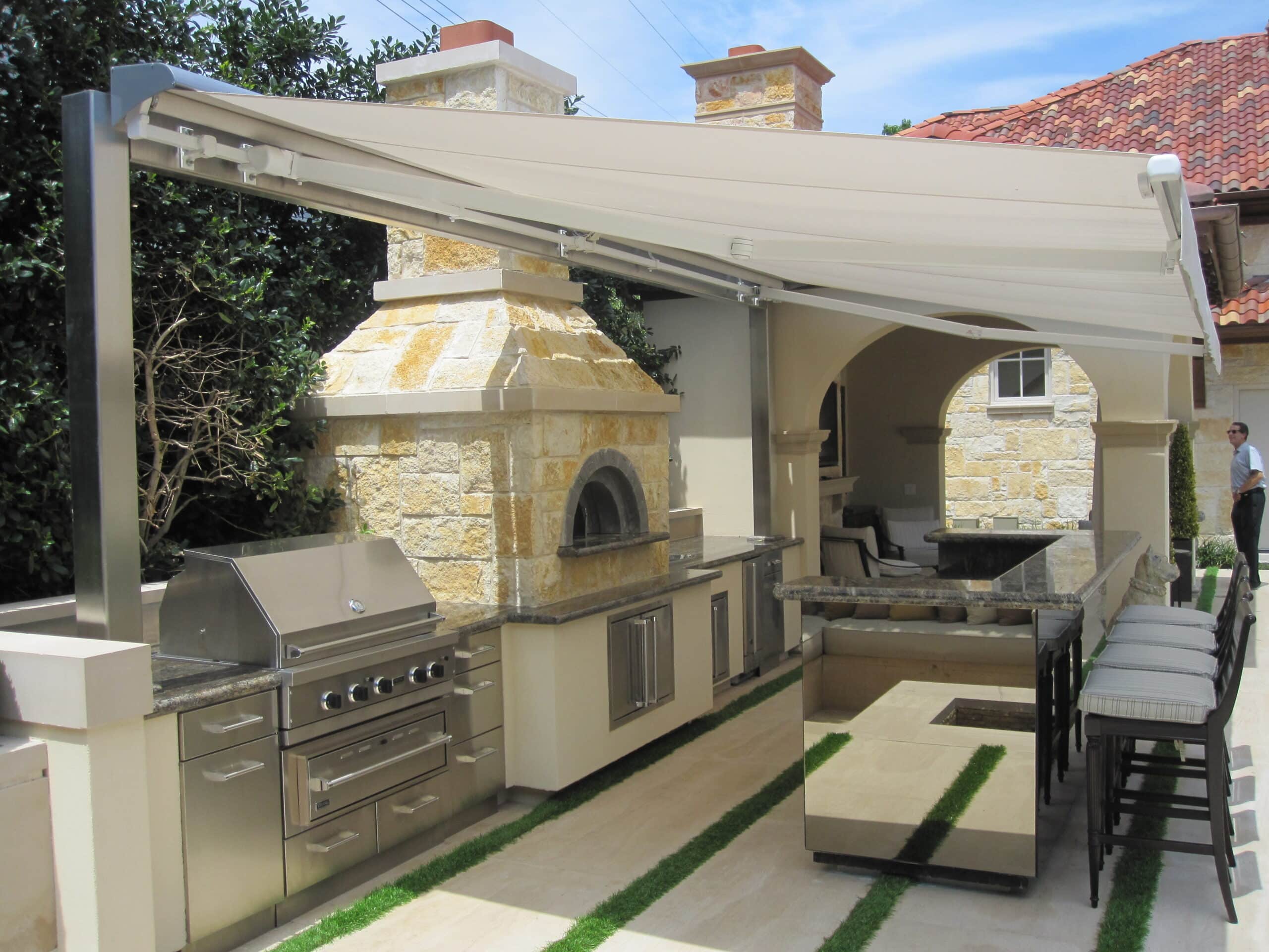 luxury outdoor kitchens dallas