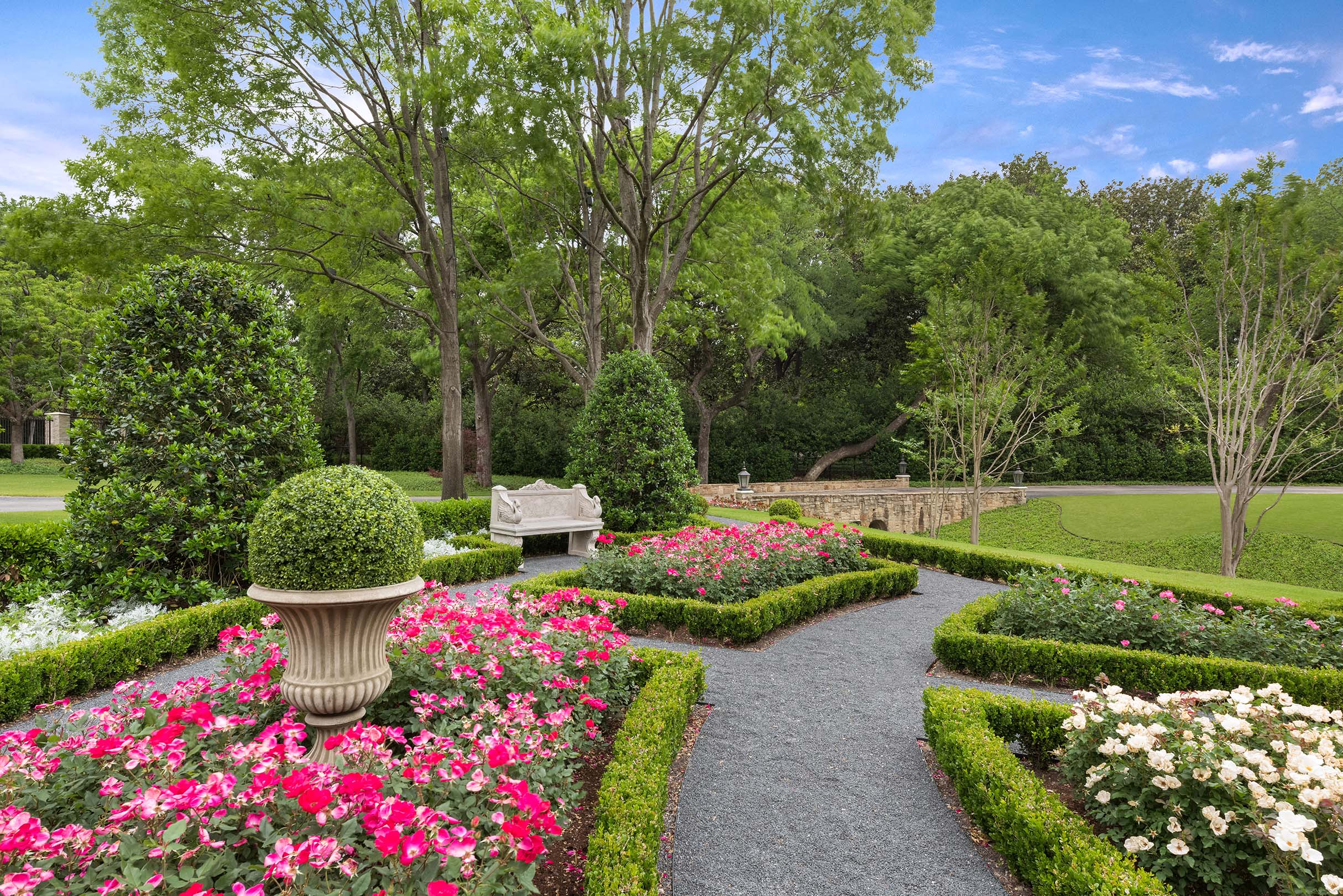 Formal Garden Designer - Harold Leidner Landscape Architects
