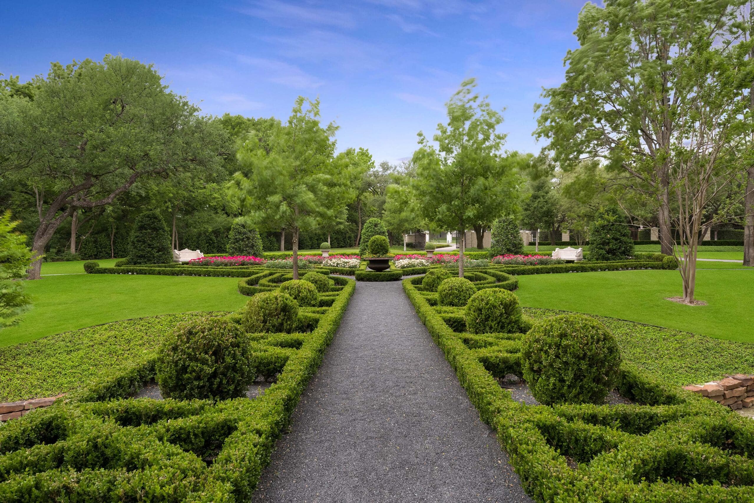 Custom Garden Designs - Harold Leidner Landscape Architects