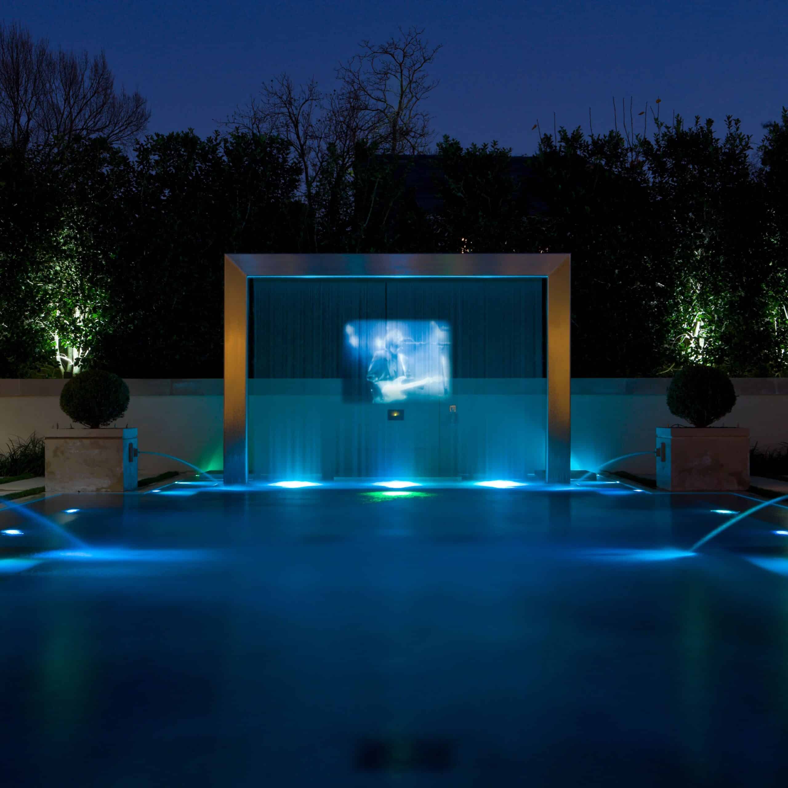 Dallas Pool Lighting - Harold Leidner Landscape Architects