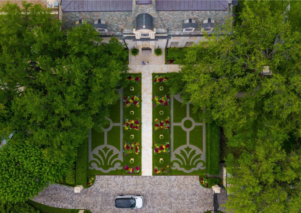 Luxury Garden Design in Fort Worth - Harold Leidner Landscape Architects