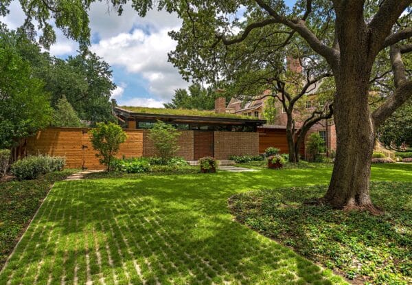 Contact Our Team of Highland Park Landscape Architects - Harold Leidner