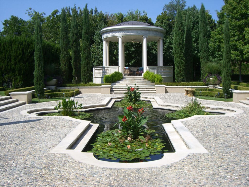 Classic Garden Design - Harold Leidner Landscape Architects