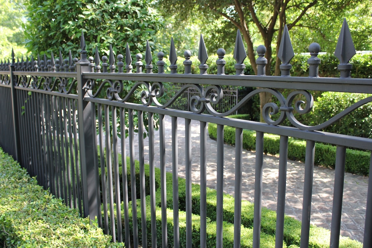 Custom iron gate in dallas