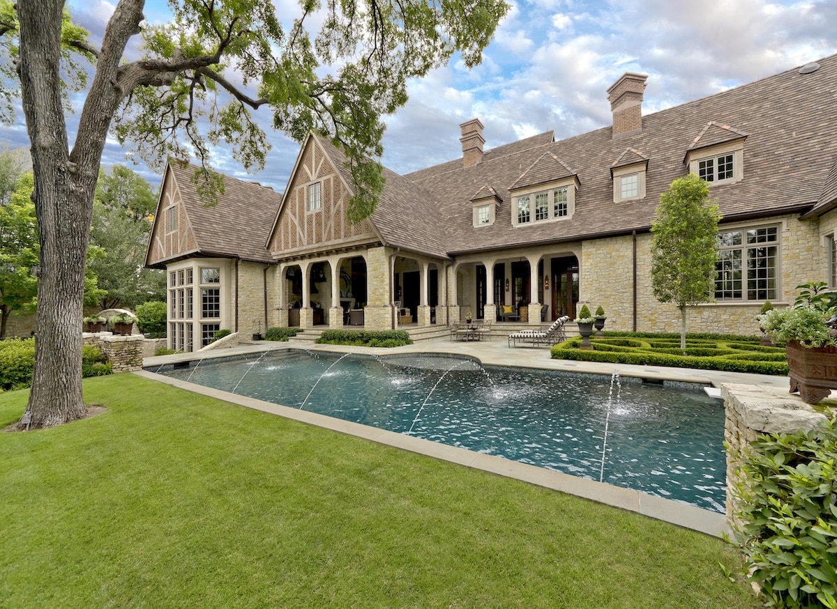 swimming pool highland park