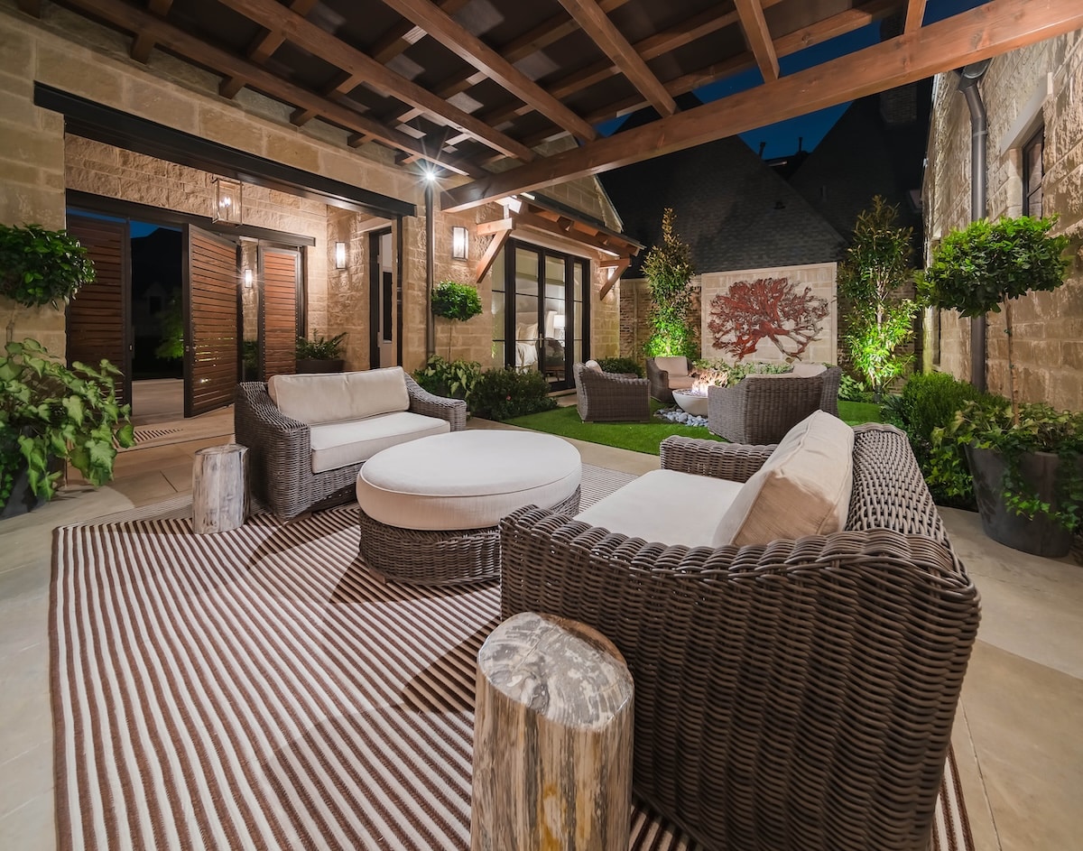 Courtyard landscape design
