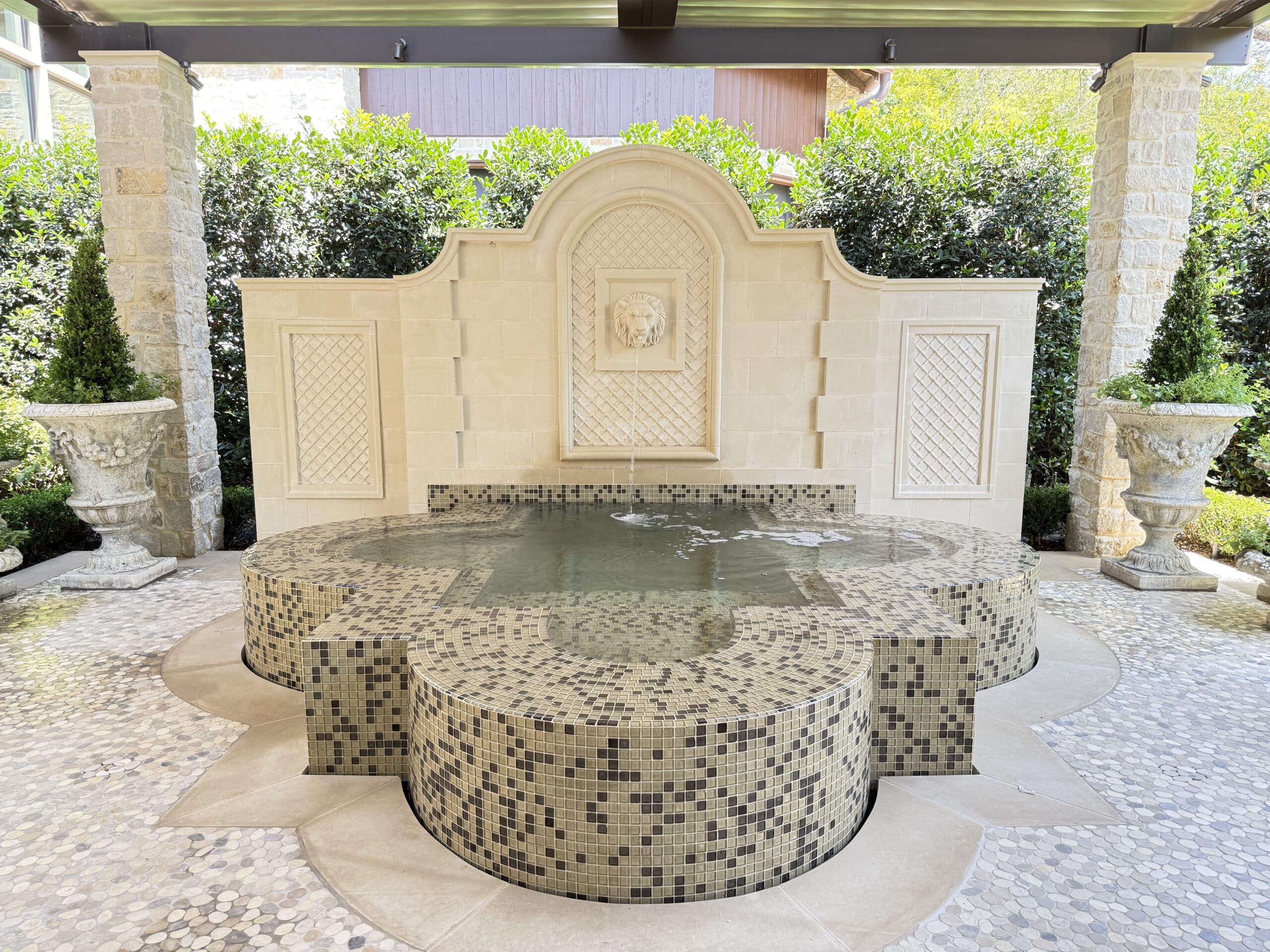 Custom Spa and Pool Design - Harold Leidner Landscape Architects