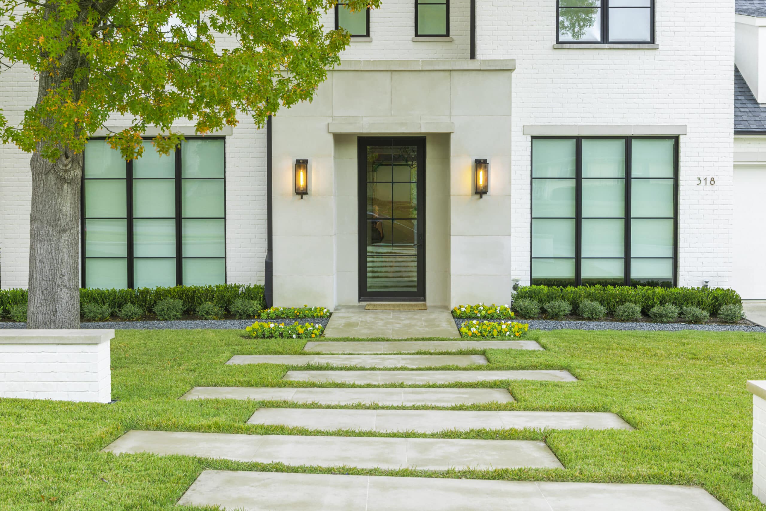 modern landscape architecture in Dallas